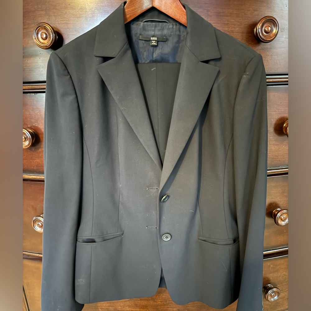 Hugo Boss Women’s Suit, size 10